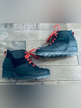 Women’s Sz 7 Black/Red Sorel Evie Sport Lace-Up Waterproof Wedge Sneakers